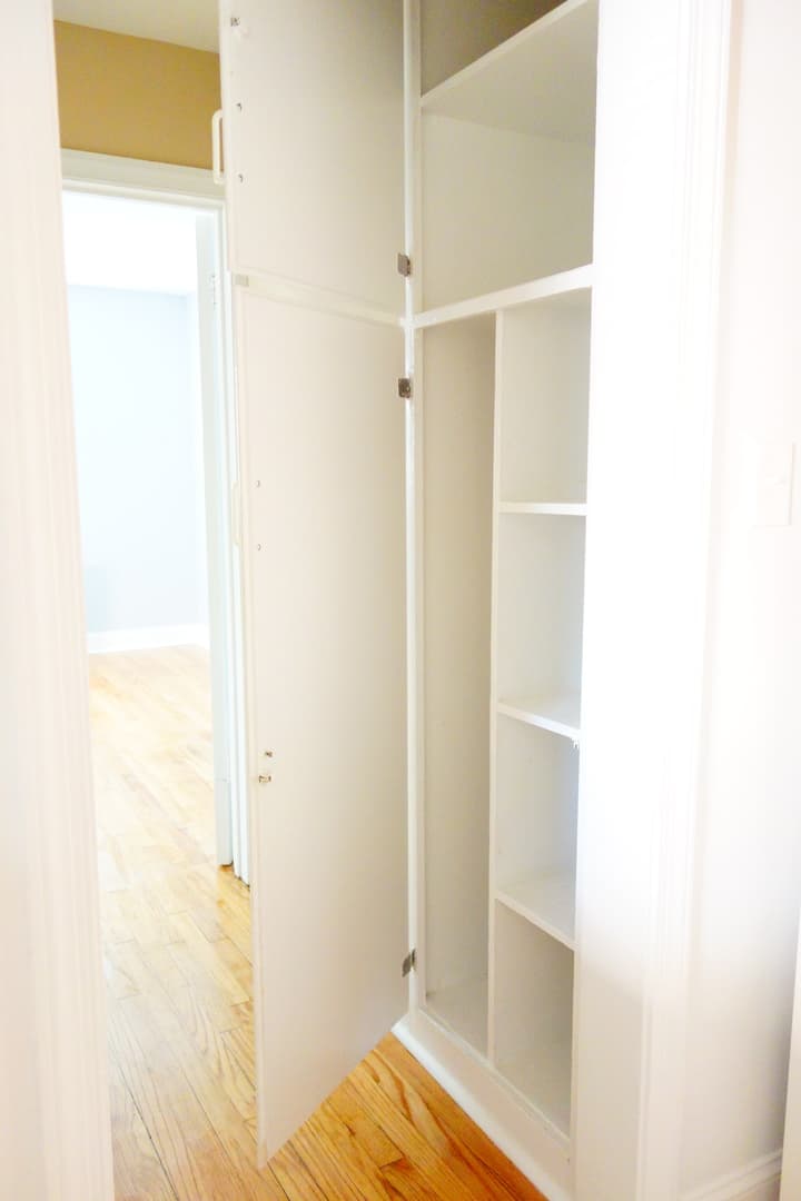 Takoma Park Apartment: 8105 Greenwood Ave