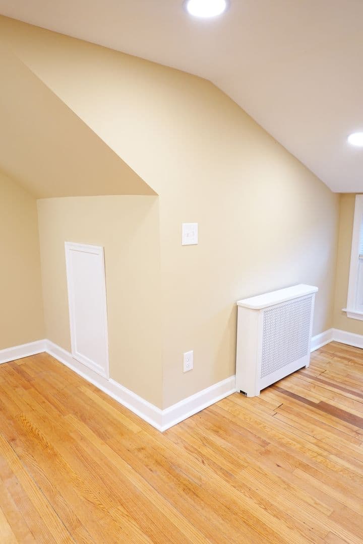 Takoma Park Apartment: 8220 Greenwood Ave