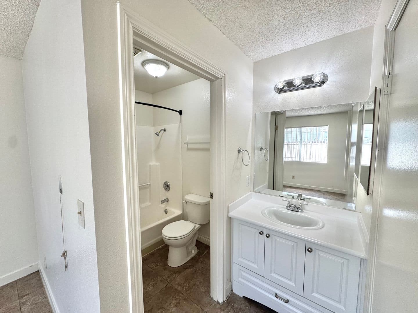 San Diego Apartment: 4122 39th Street #2