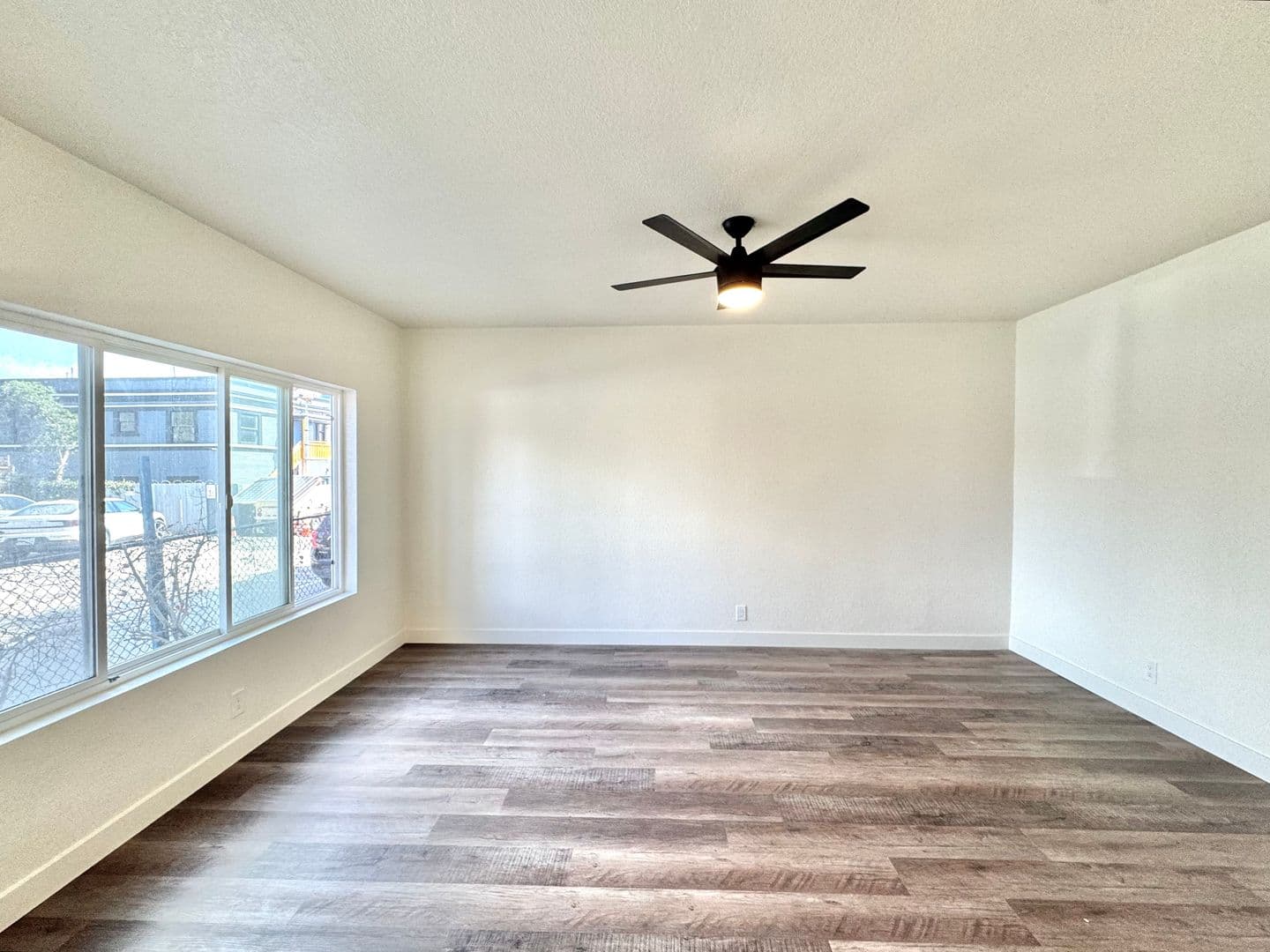 San Diego Apartment: 843 13th St
