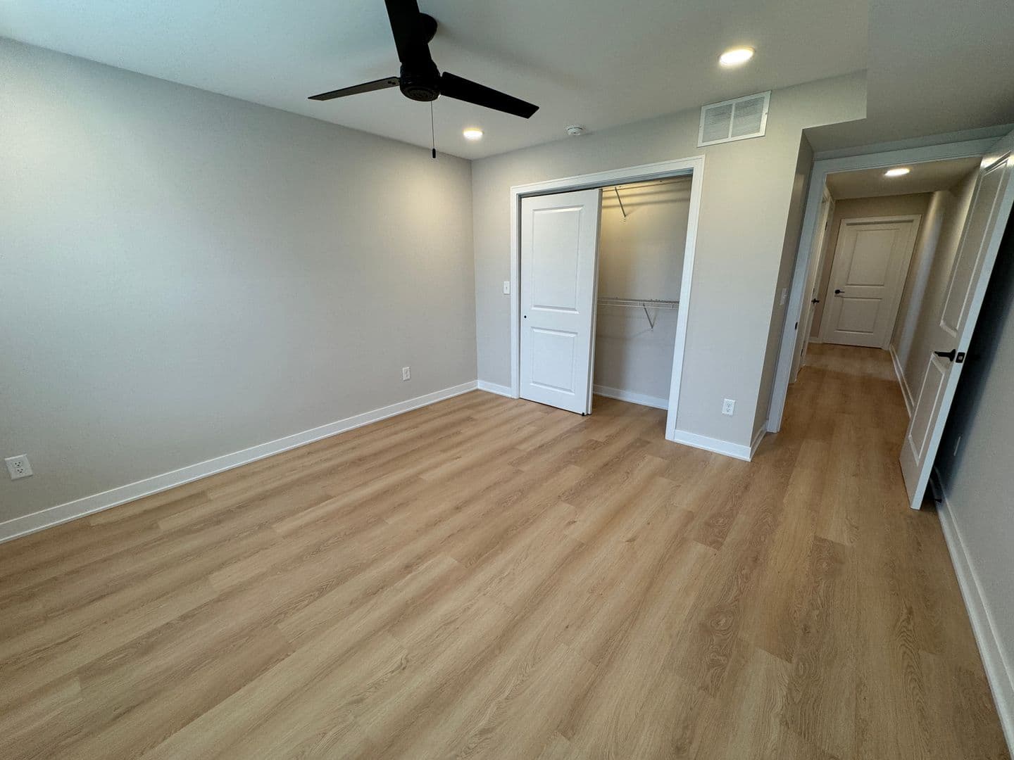 Columbus Apartment: 1234 & 1236 Summit St.