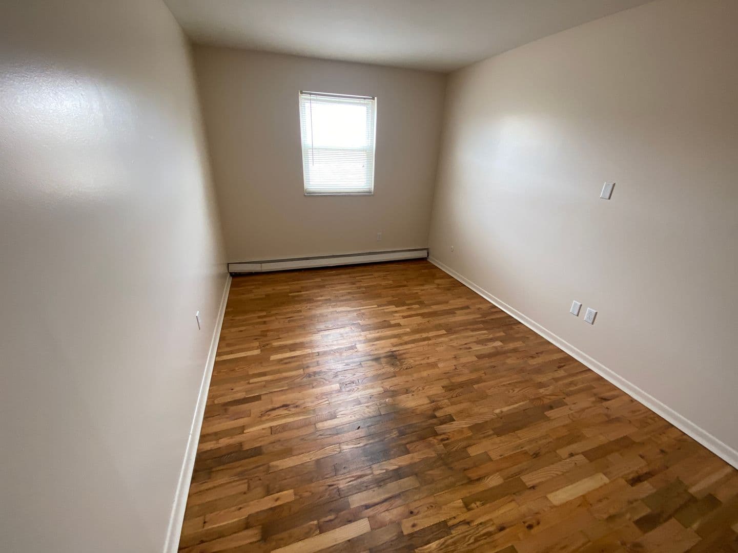Columbus Apartment: 1400 King Ave.