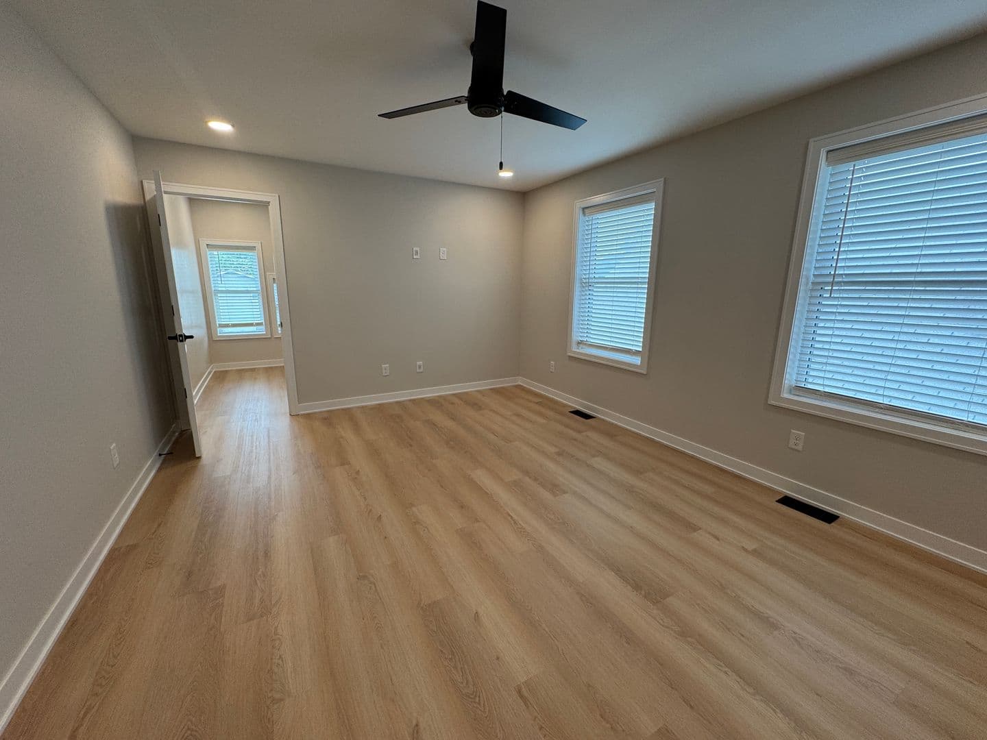 Columbus Apartment: 1234 & 1236 Summit St.
