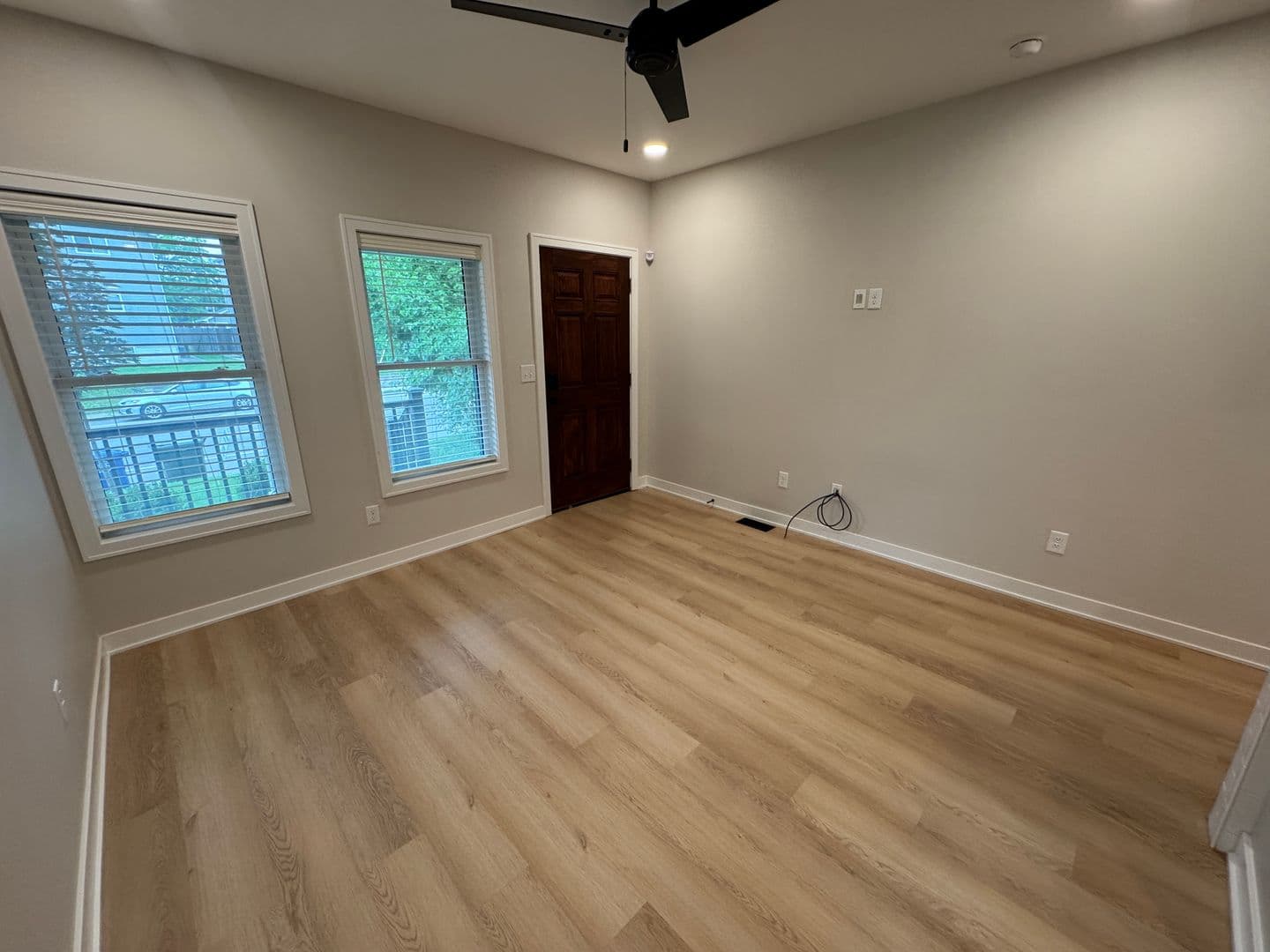 Columbus Apartment: 1234 & 1236 Summit St.