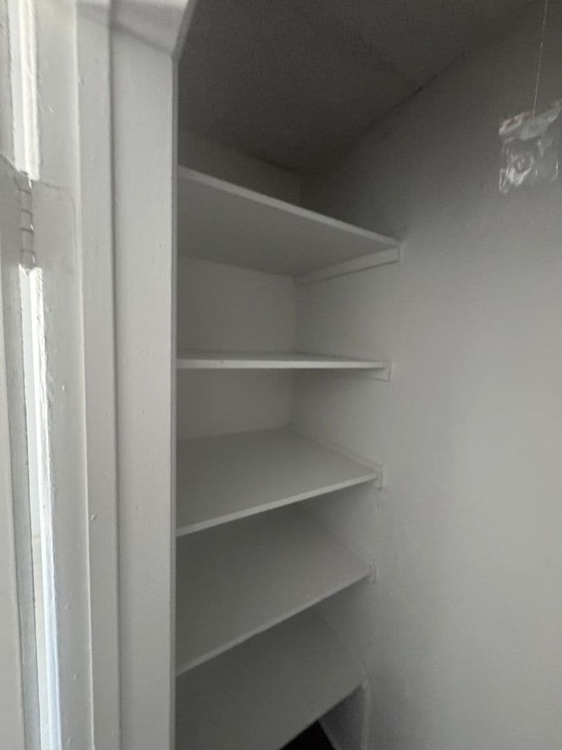 Los Angeles Apartment: 11710 S Budlong Ave