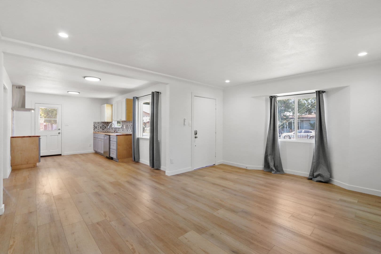 El Monte Apartment: 12113 Ferris Road