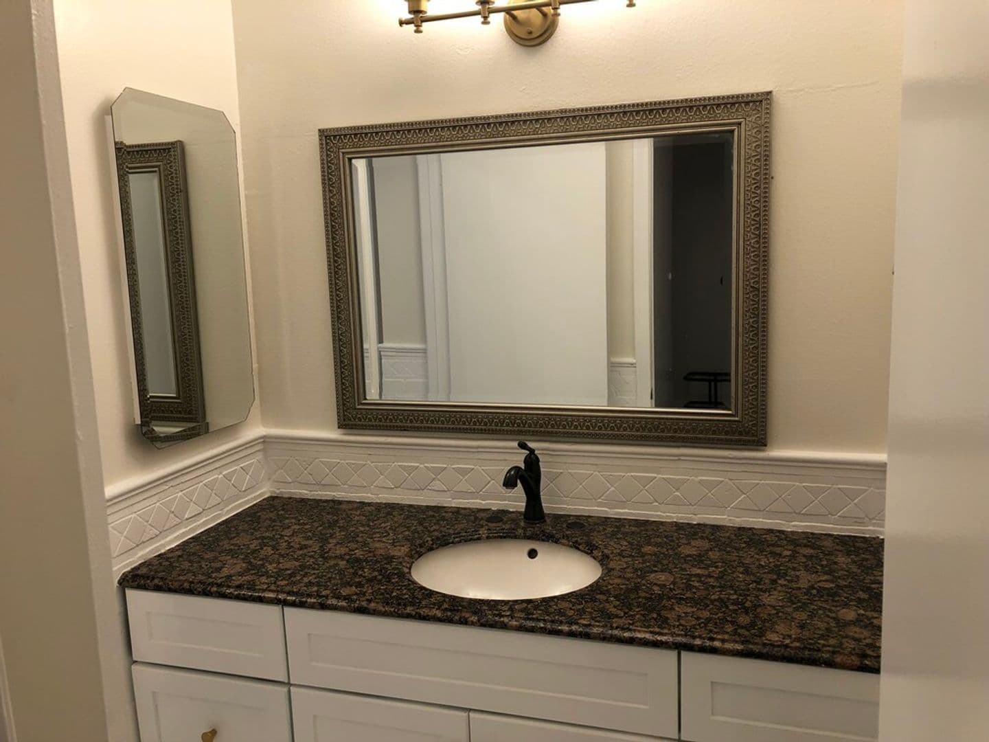 Porter Ranch, House: 10331 Lindley Ave, Unit 215