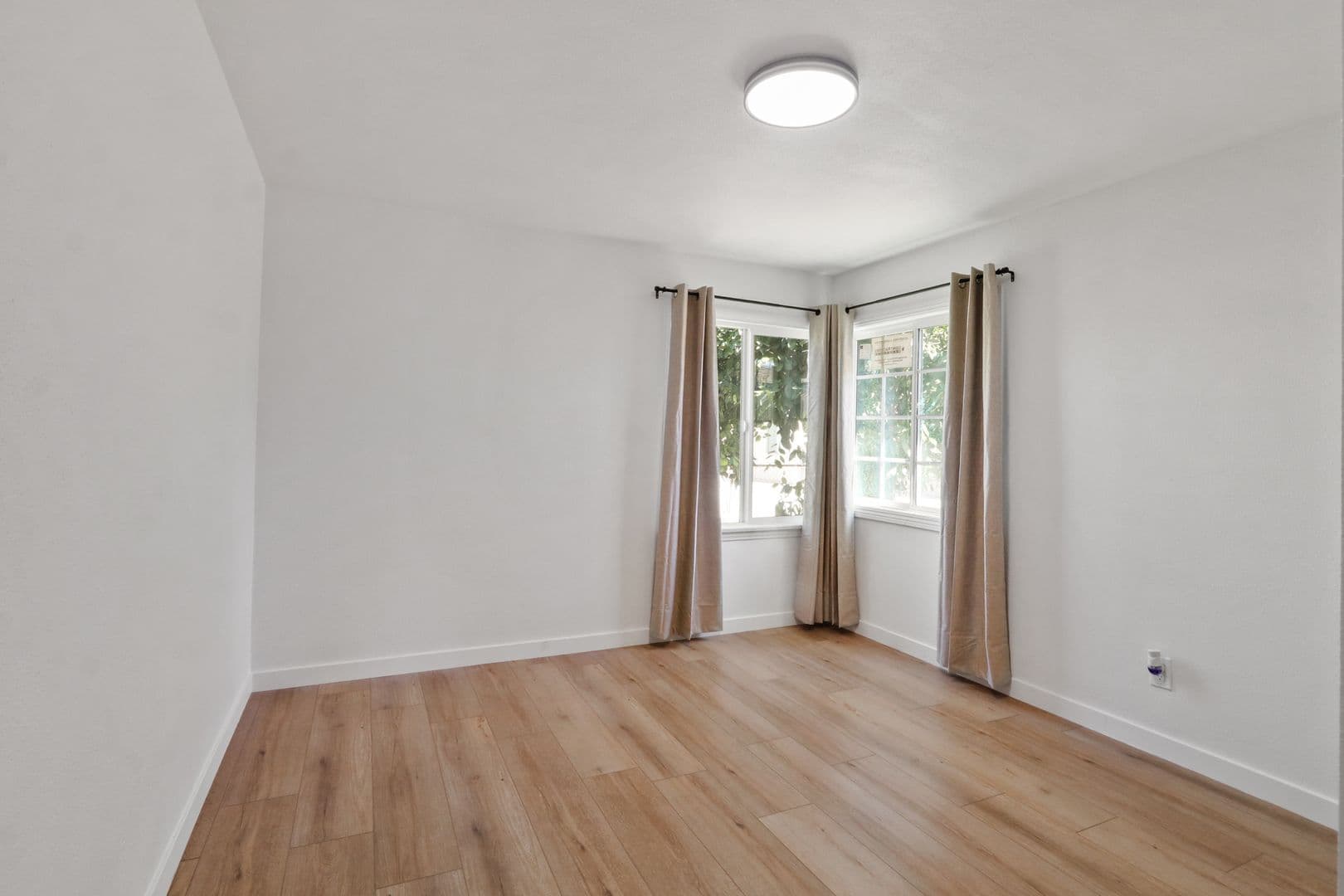 El Monte Apartment: 12113 Ferris Road