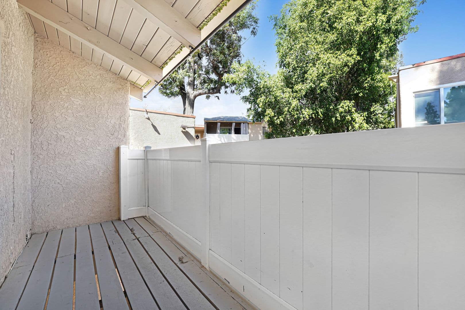 Porter Ranch, House: 10331 Lindley Ave, Unit 215