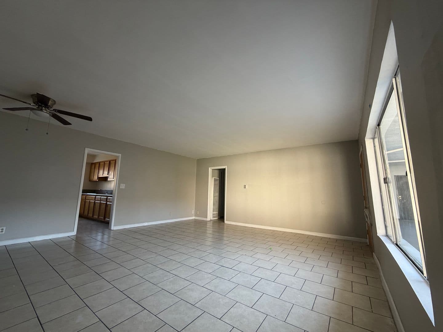 Los Angeles Apartment: 3851 Coco Avenue