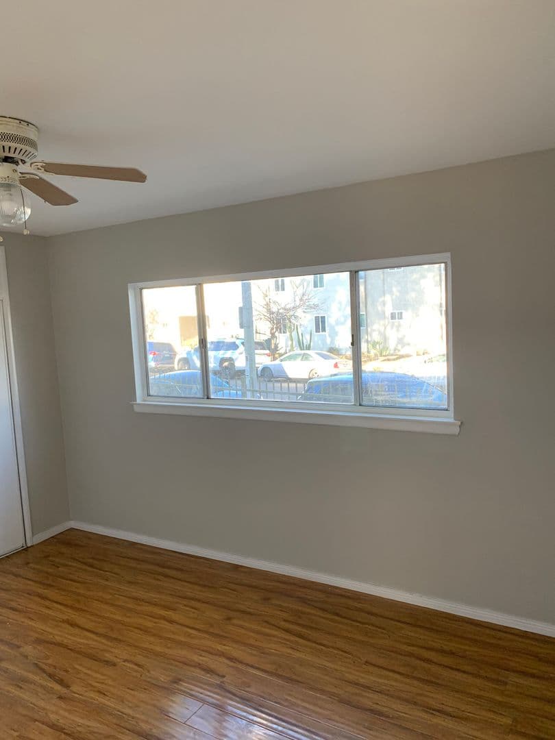 Los Angeles Apartment: 3851 Coco Avenue