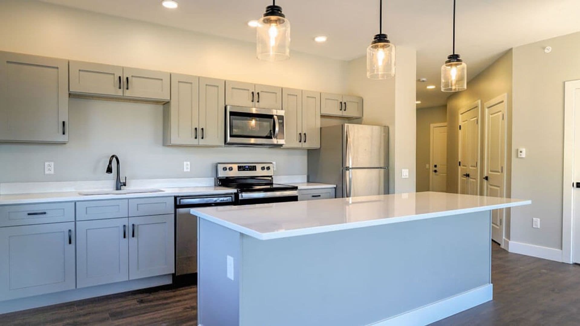 Rochester Apartment: 898 Buffalo Road