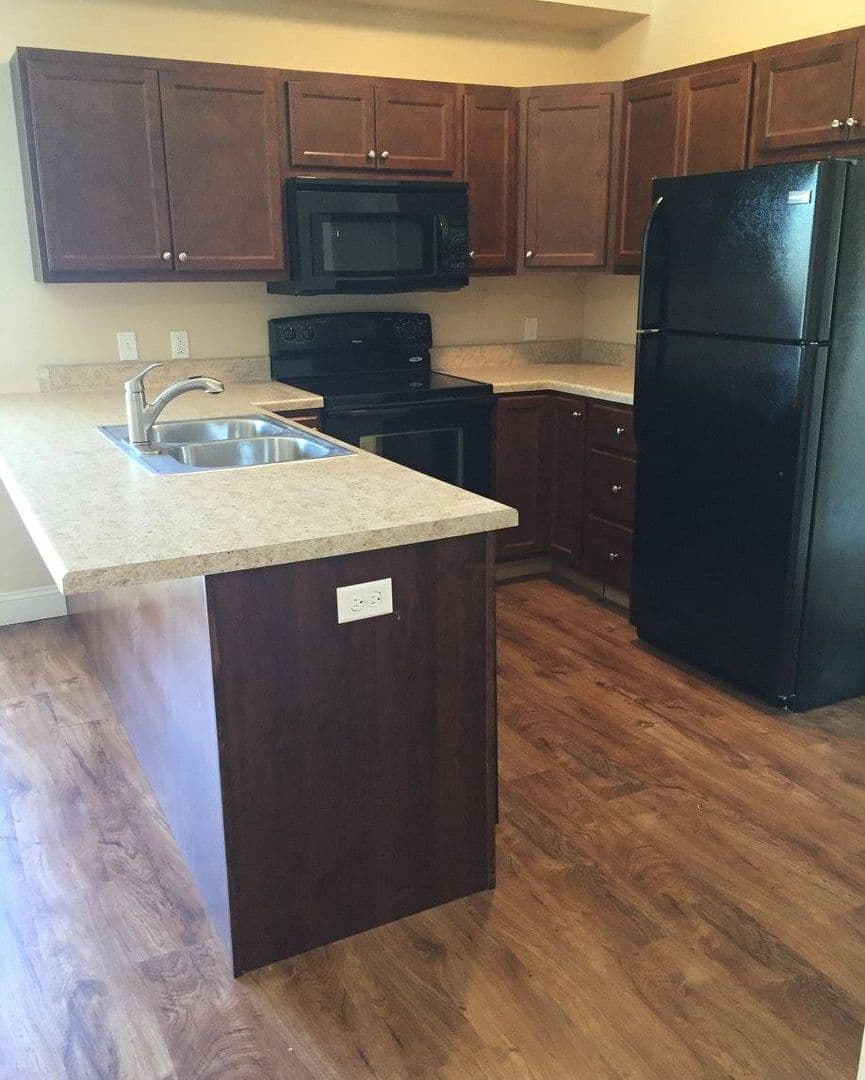 Rochester Apartment: 427 Latta Road
