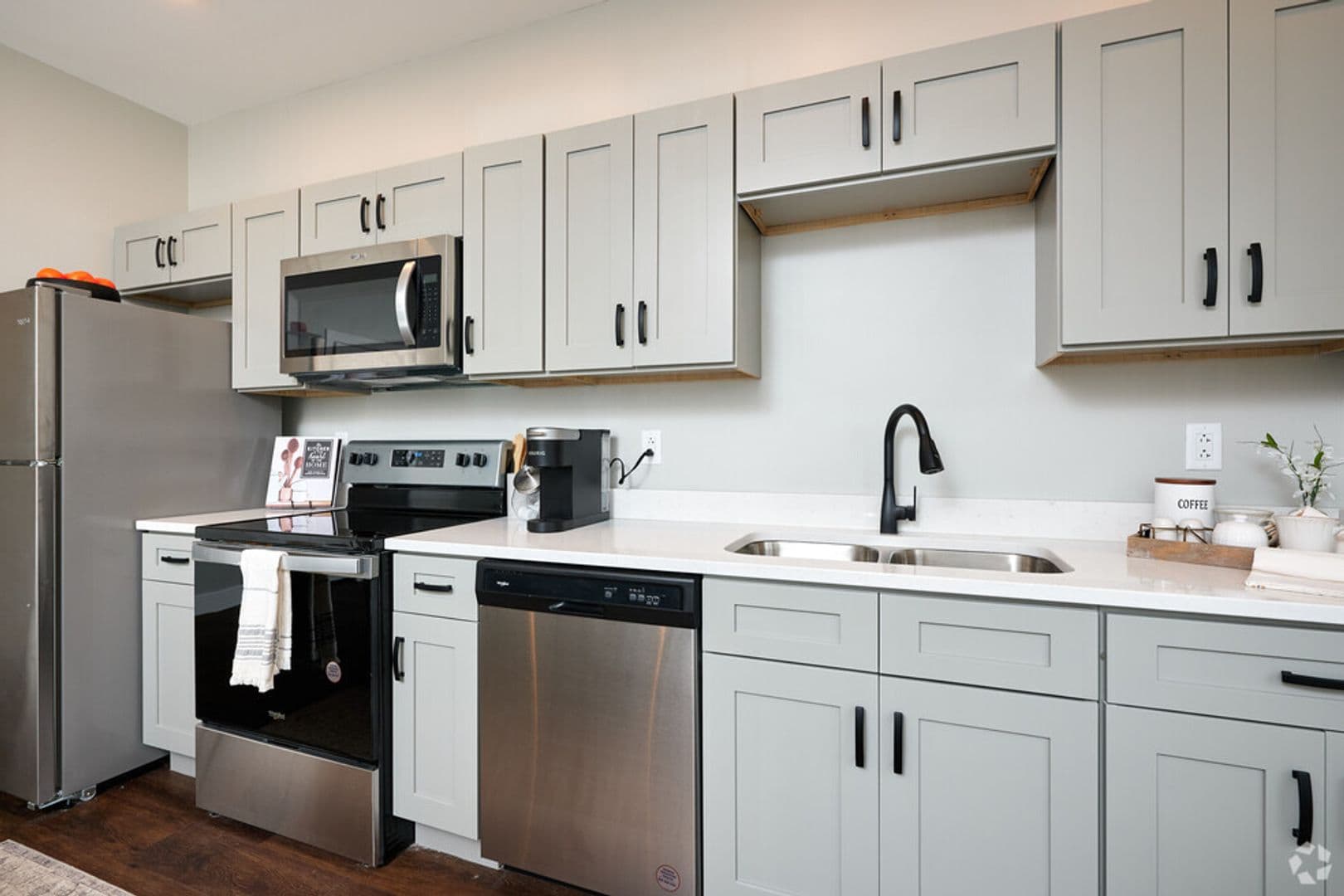 Rochester Apartment: 898 Buffalo Road