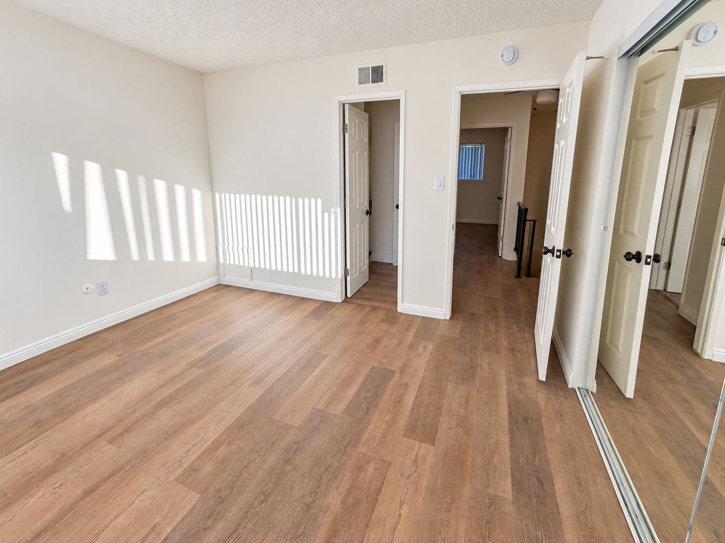 Anaheim Apartment: 1670 W Broadway - 6B