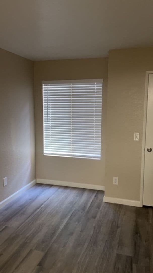 Las Vegas Apartment: 1110 Redwood St