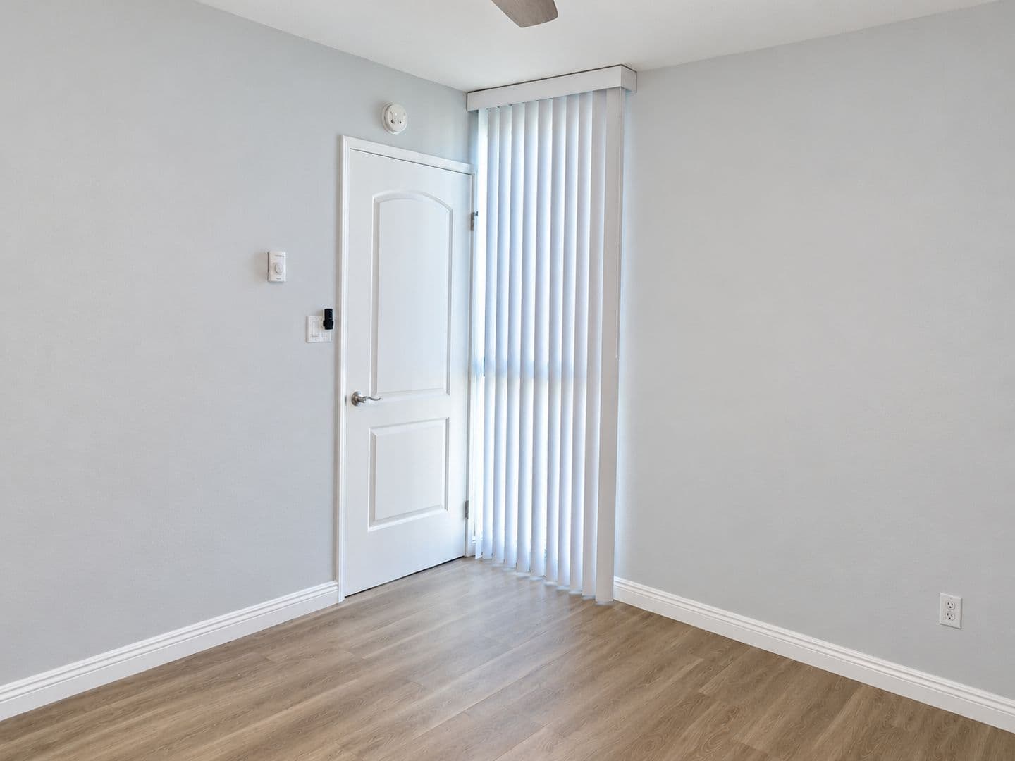 West Covina Apartment: 712 S Fernwood St.