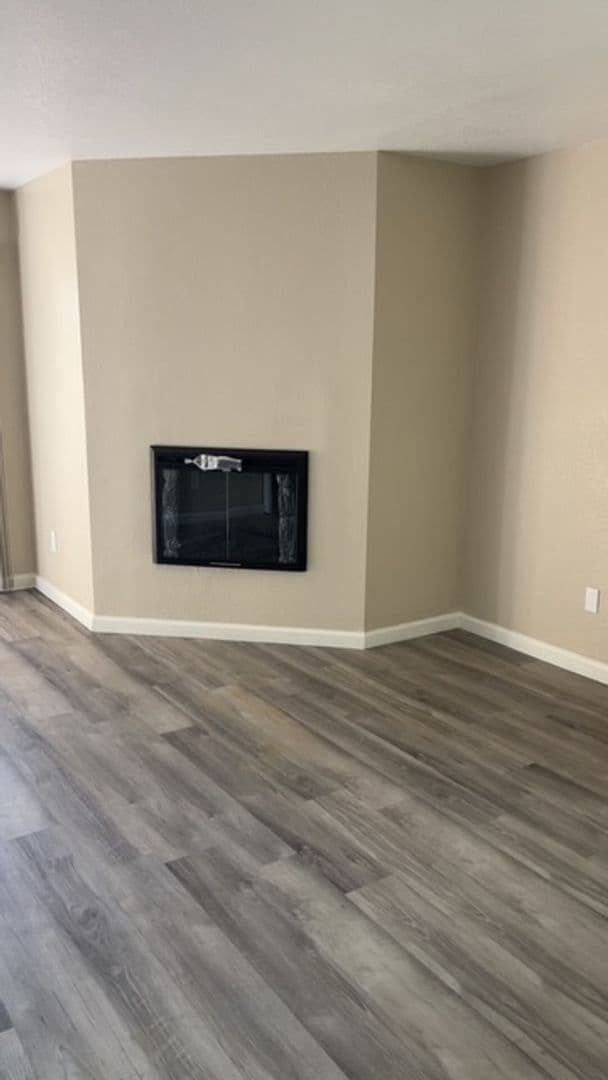 Las Vegas Apartment: 1110 Redwood St