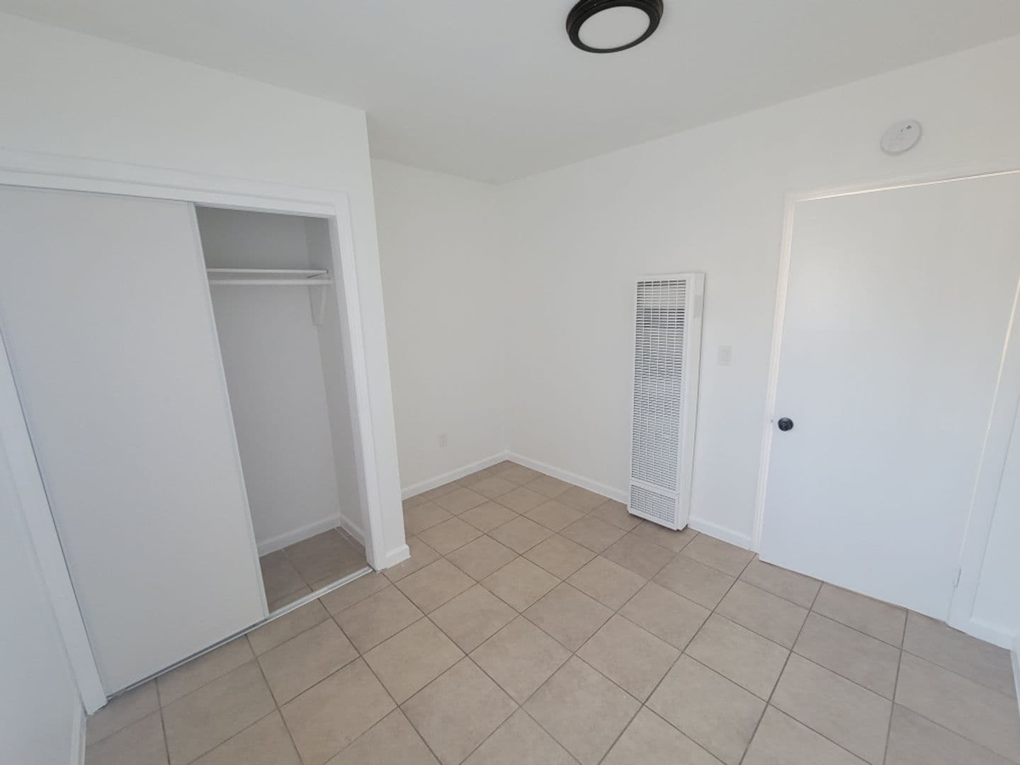 Palmdale Apartment: 38219 12th St E