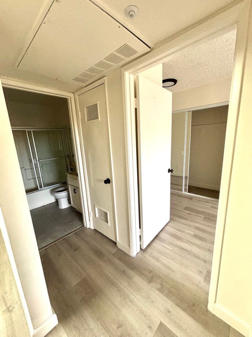 Buena Park Apartment: 6331 Los Robles Ave.