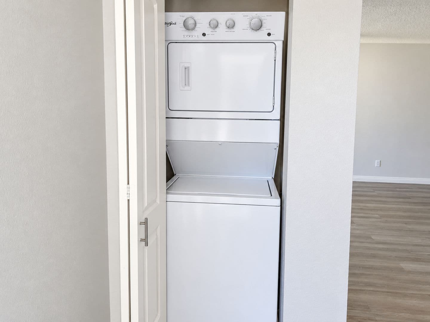 West Covina Apartment: 712 S Fernwood St.