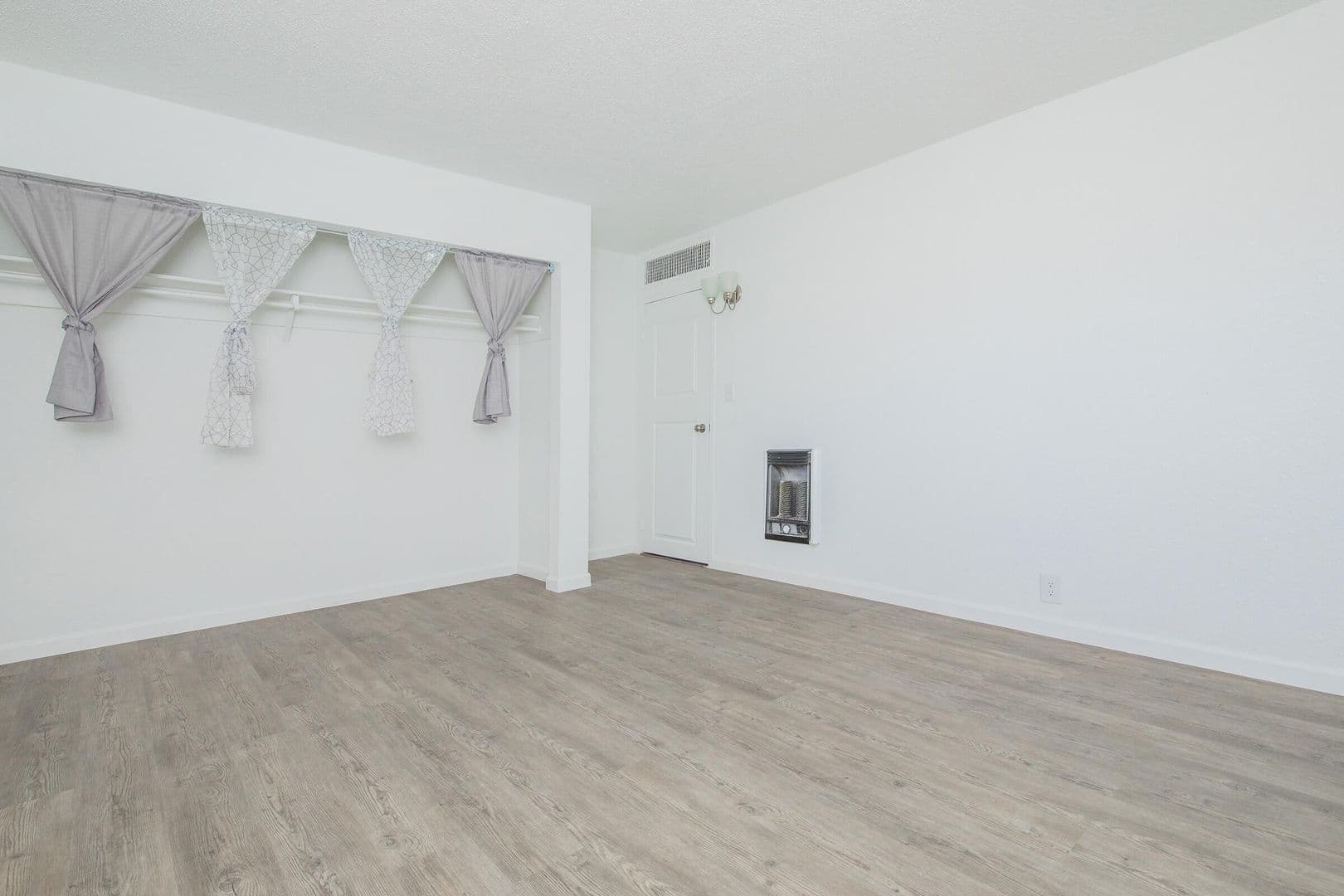 Las Vegas Apartment: 3520 Geist Avenue Unit 105
