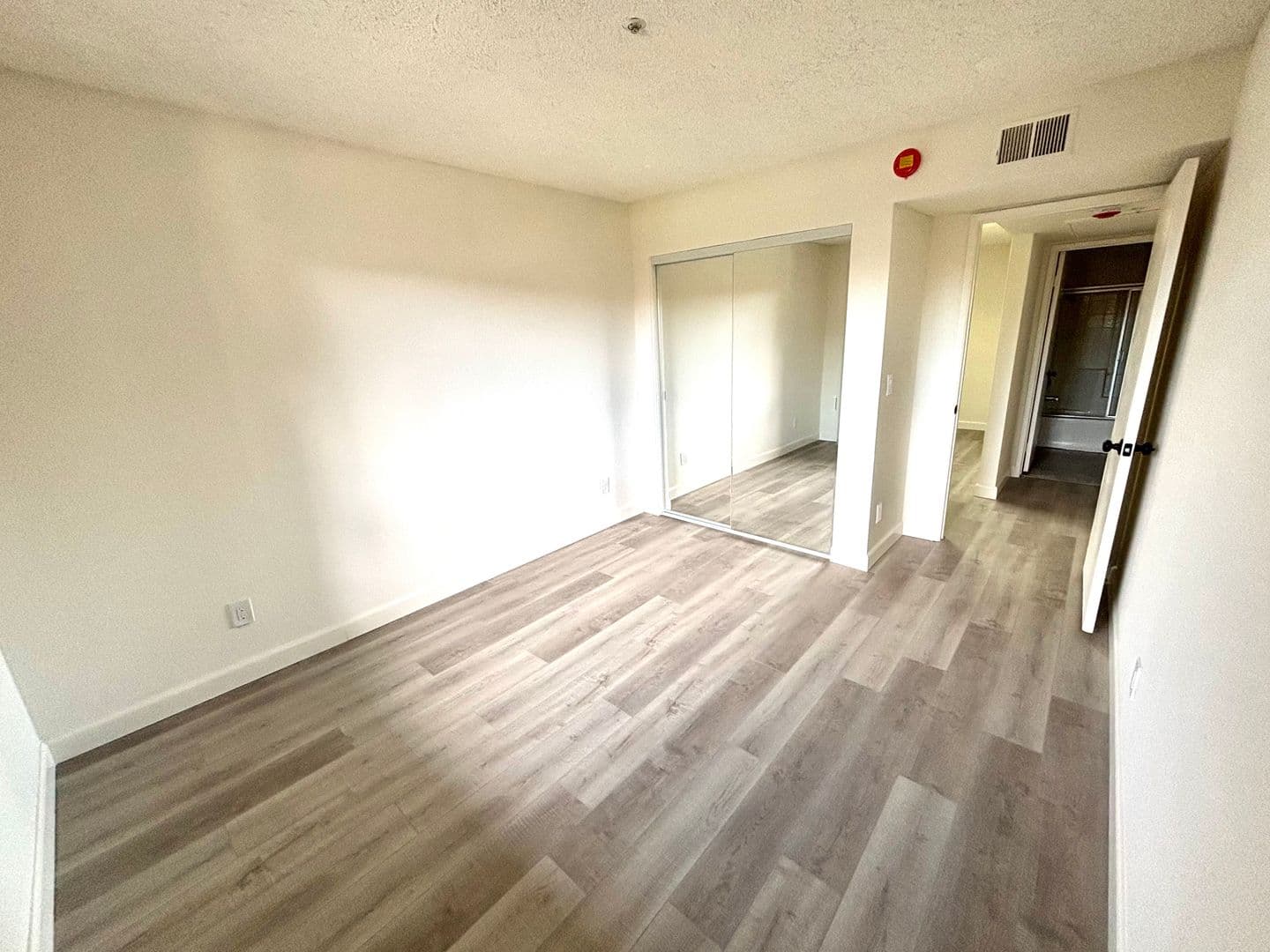 Buena Park Apartment: 6331 Los Robles Ave.