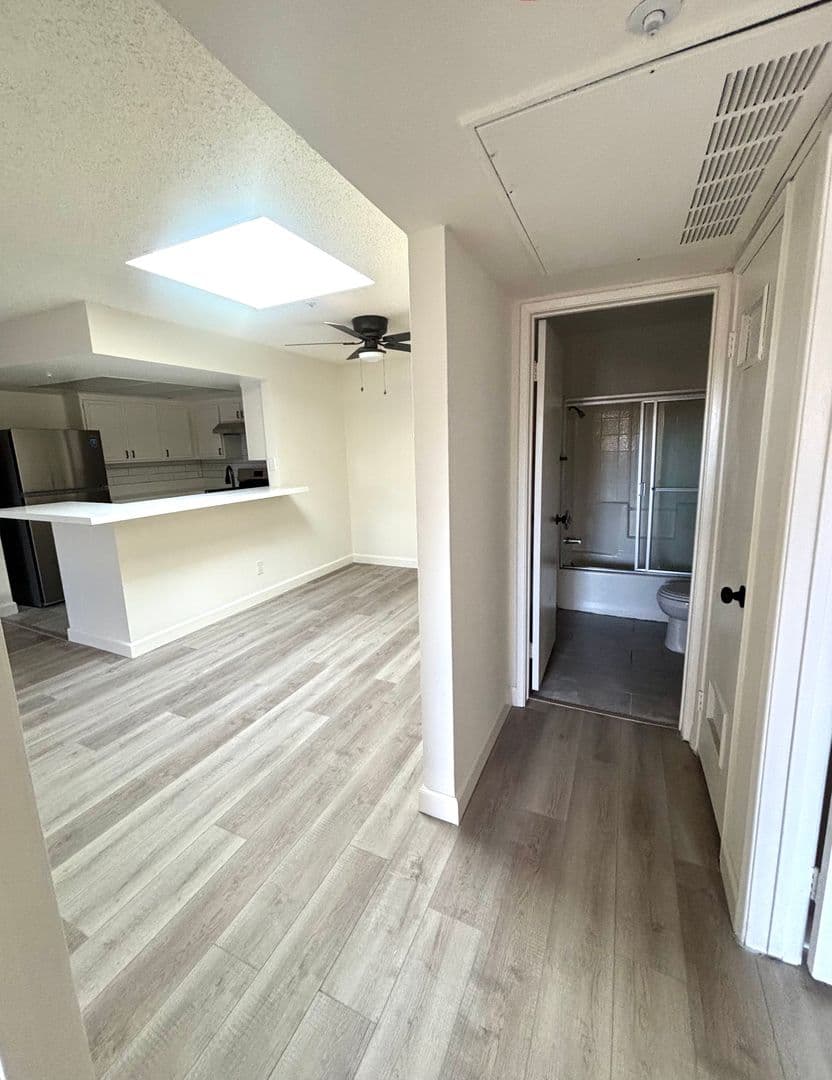 Buena Park Apartment: 6331 Los Robles Ave.