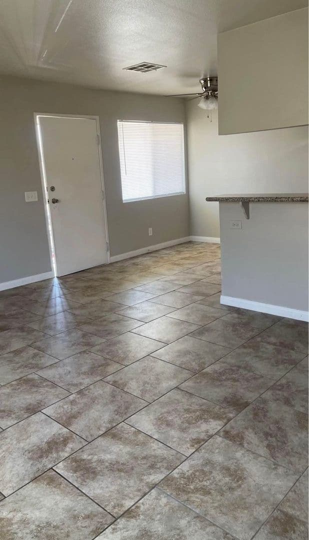 Henderson Apartment: 305 Eastminster Ct
