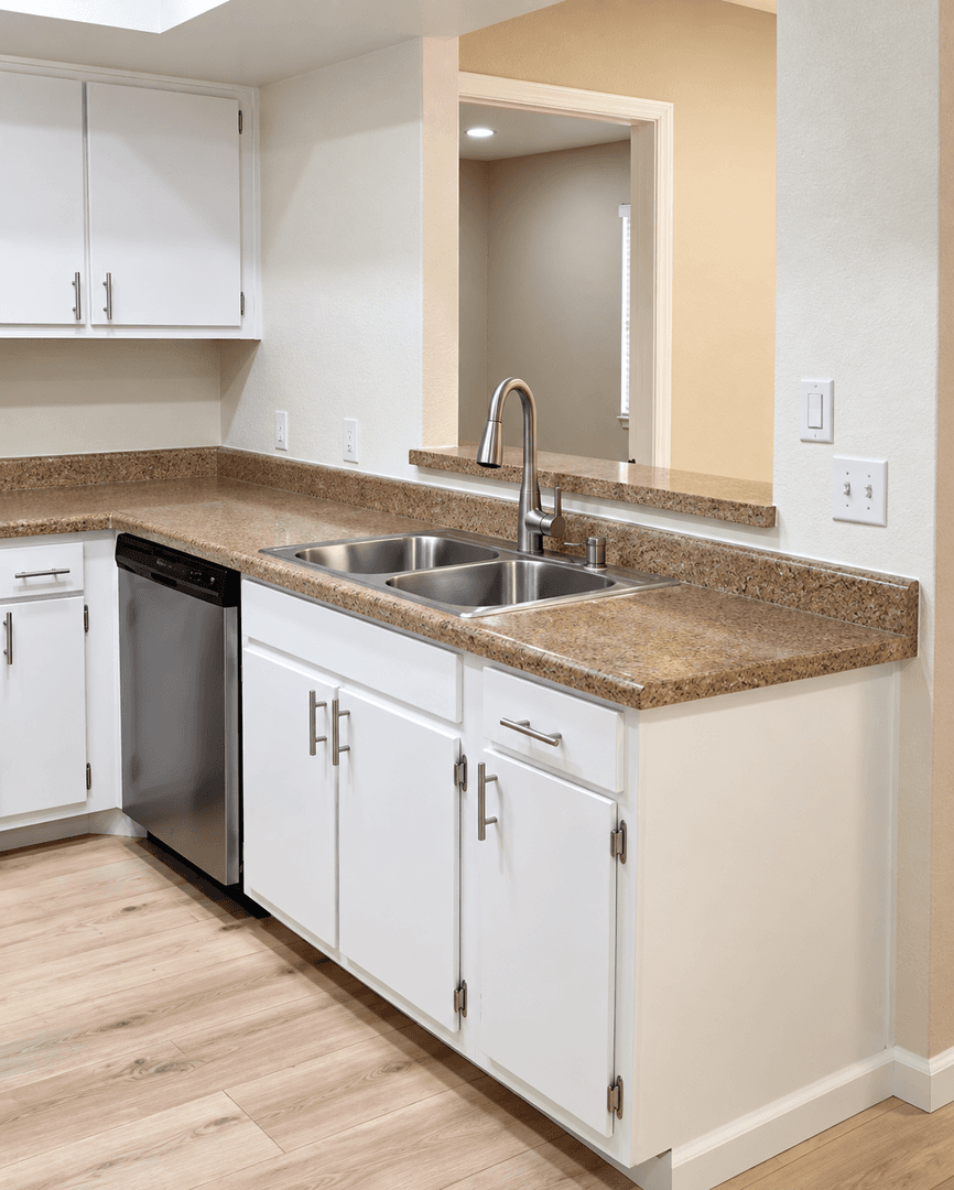 Las Vegas Apartment: 1111 Warbonnet Way
