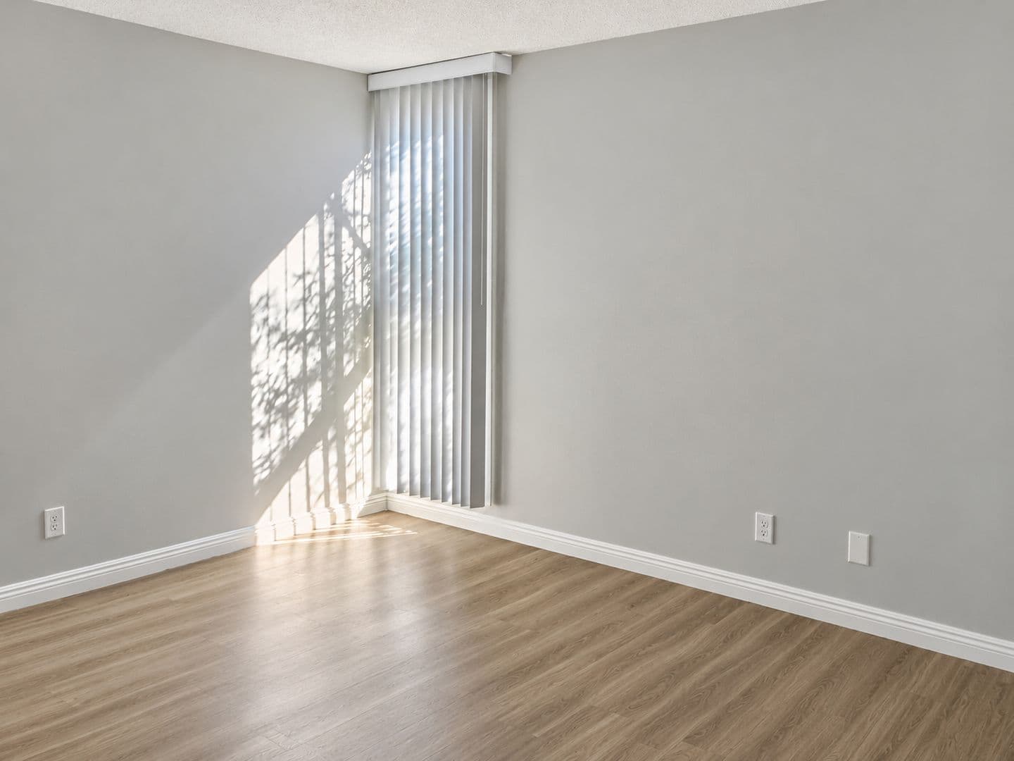 West Covina Apartment: 712 S Fernwood St.