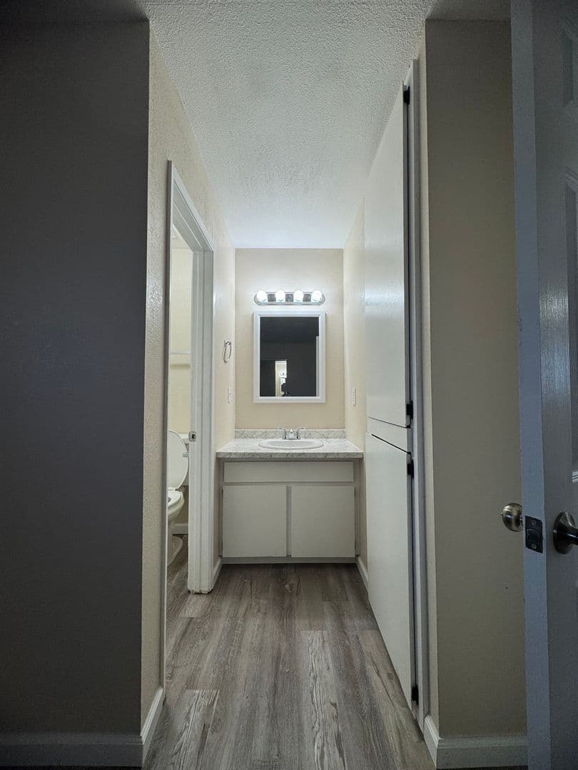 Lake Havasu City Apartment: 2035 San Juan Dr