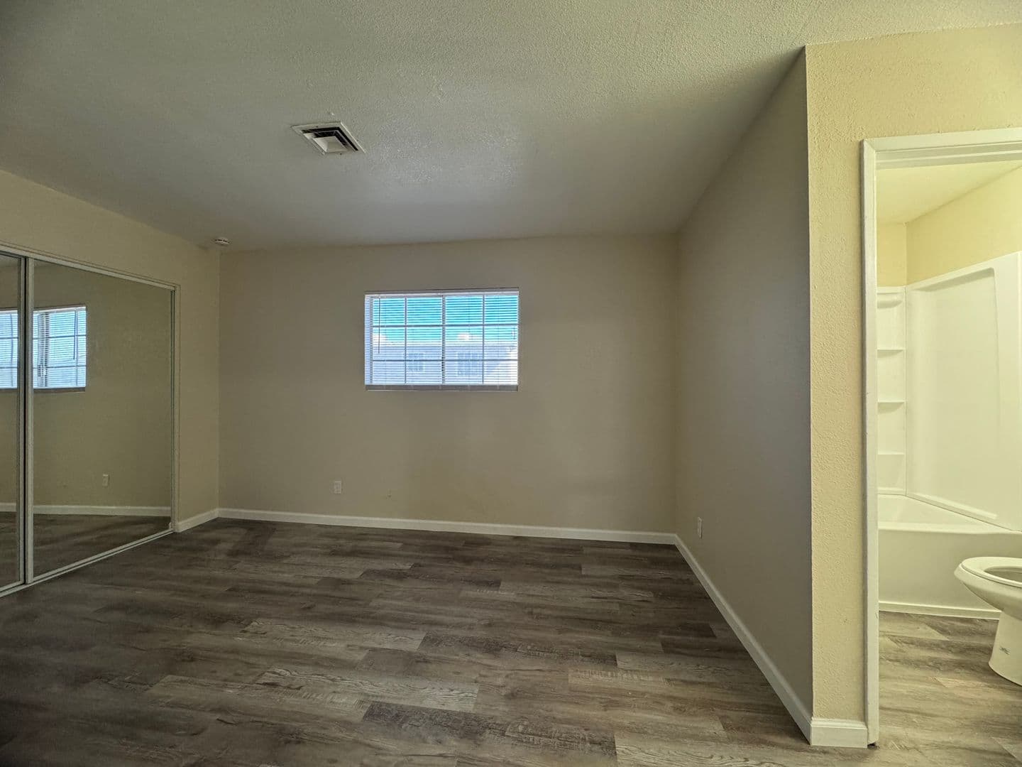 Lake Havasu City Apartment: 2035 San Juan Dr