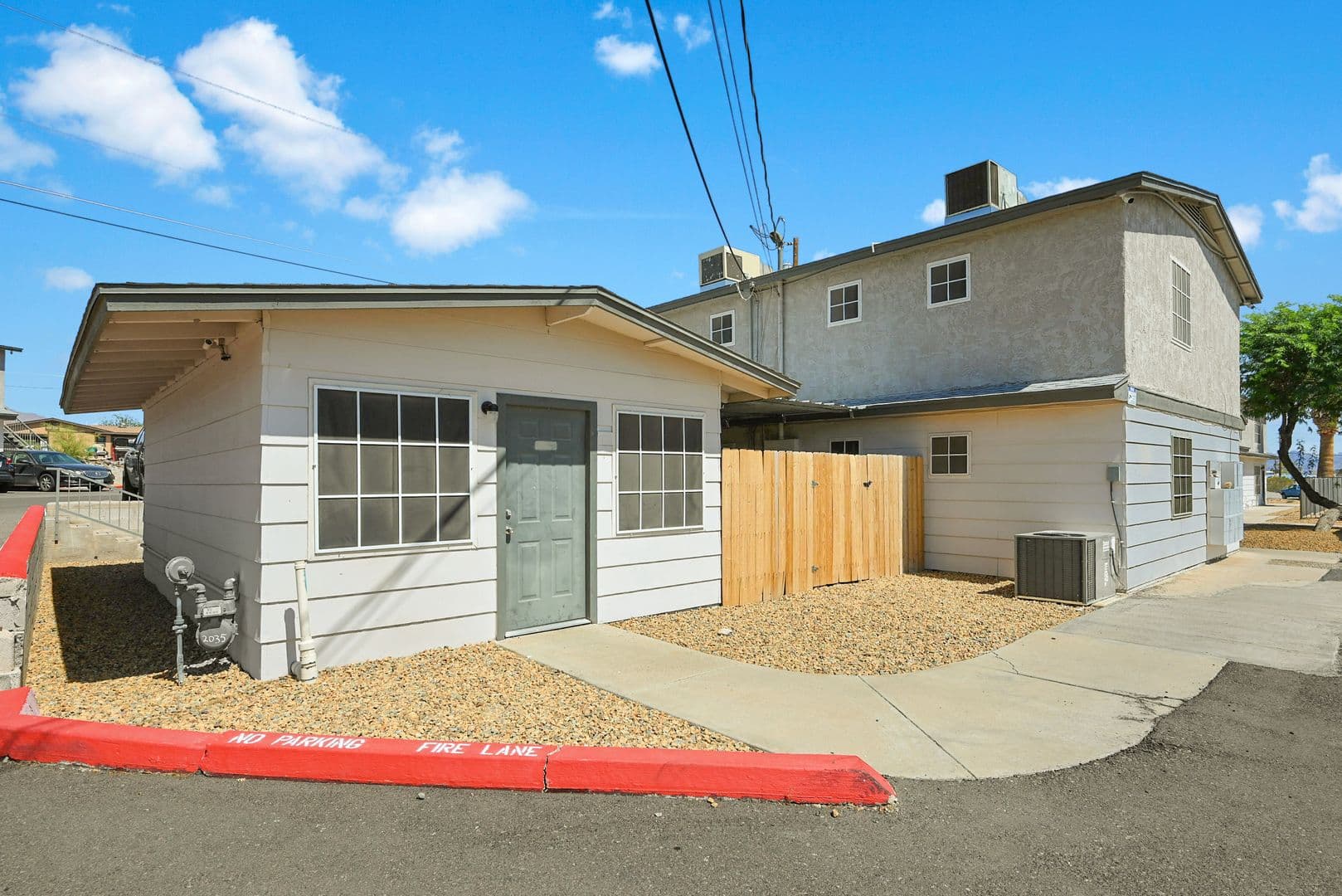 Lake Havasu City Apartment: 2035 San Juan Dr