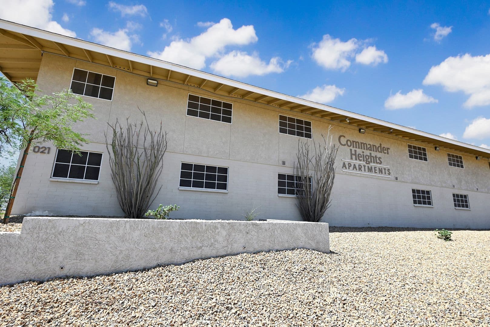 Lake Havasu City Apartment: 2021 Commander Dr