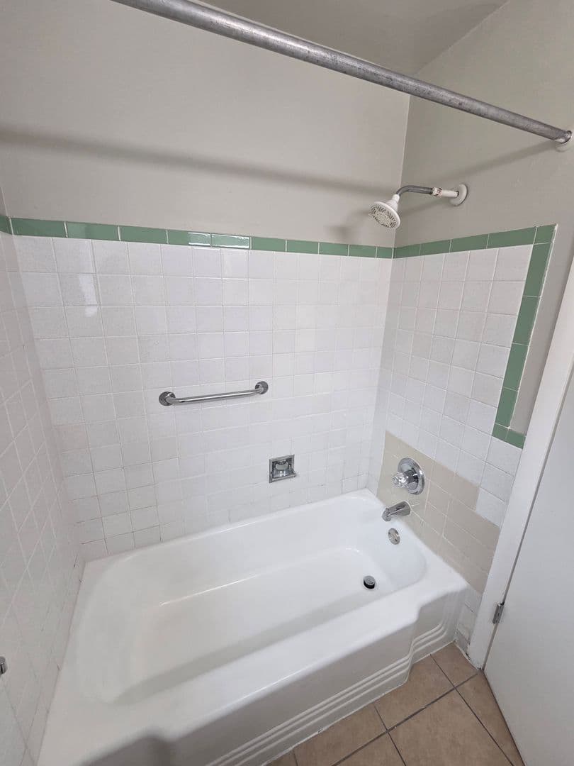 Littleton Apartment: 197 E. Powers Ave #1-12