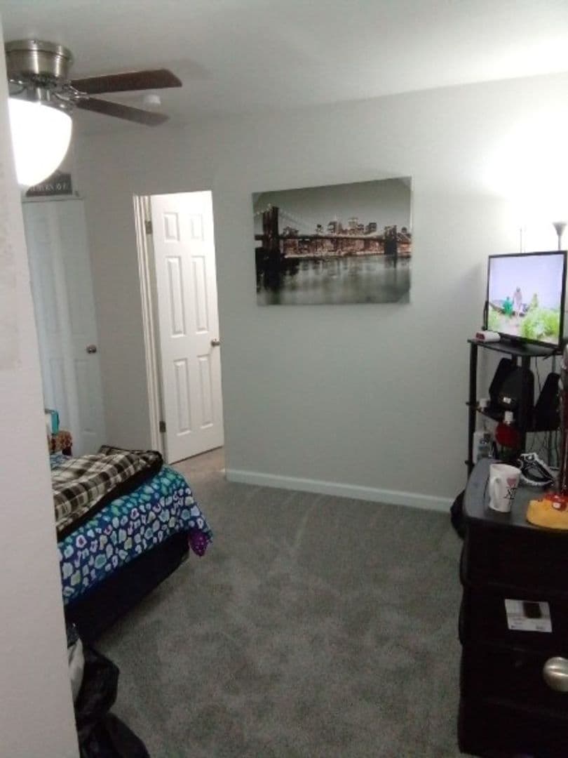 Thornton House: 9430 Rose Ct.