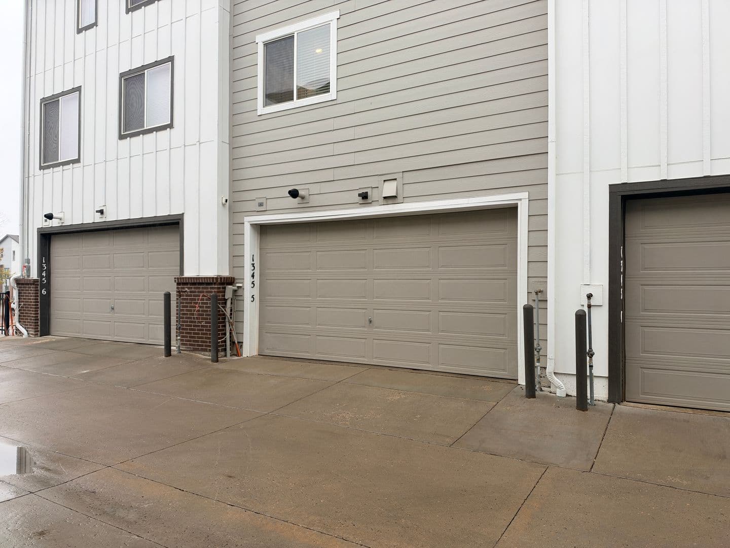 Lakewood Townhome: 1345 Hoyt St