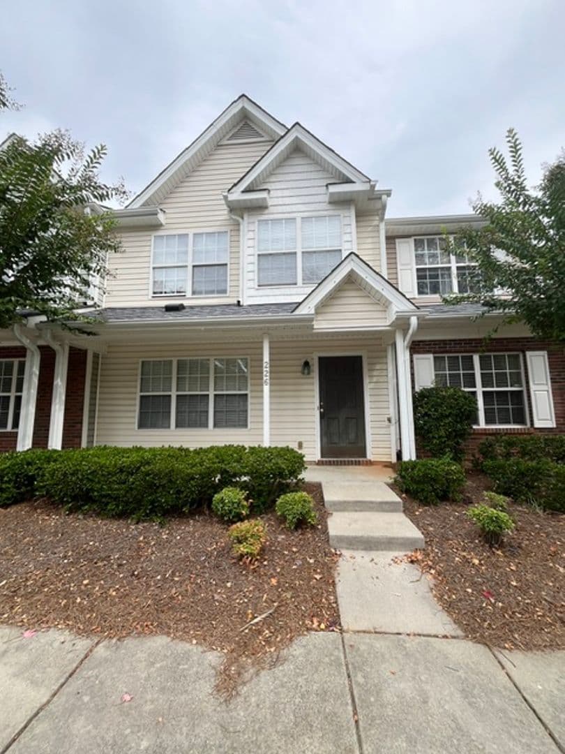 Greensboro Townhome: 226 Bridford Downs Drive