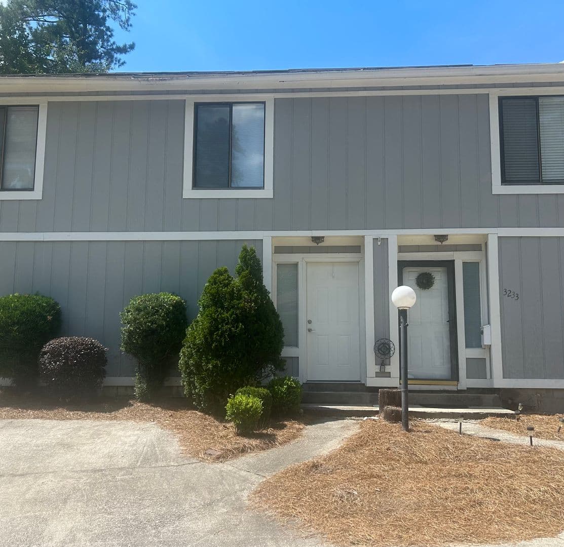 Augusta Townhome: 3235 W Wimbledon Dr