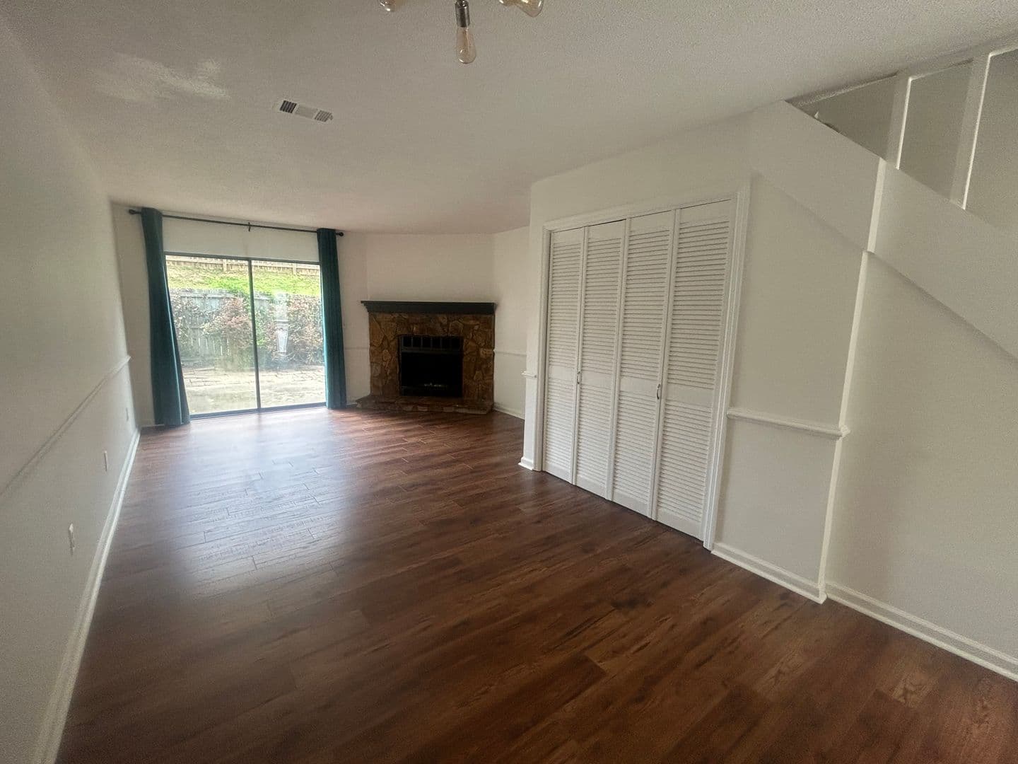 Augusta Townhome: 3235 W Wimbledon Dr