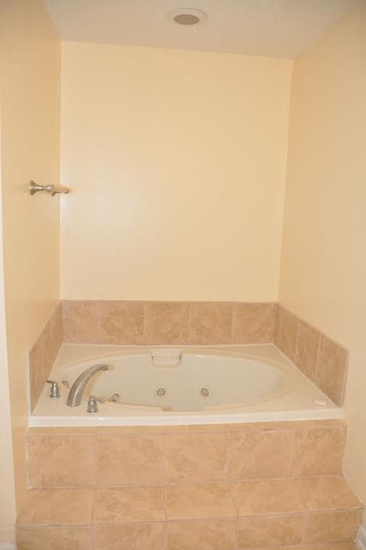 Augusta House: 2208 River Park Ct.