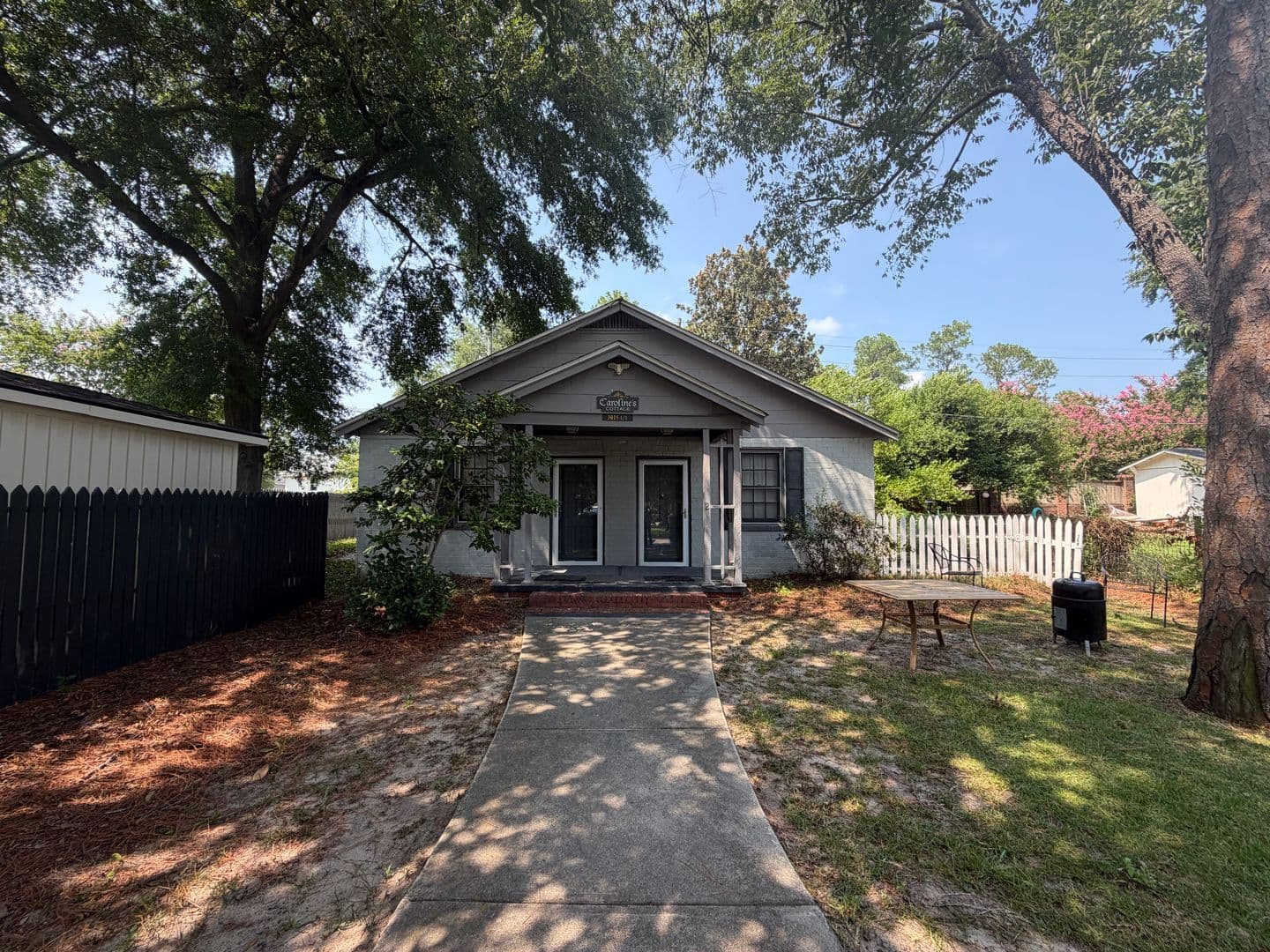 Augusta Apartment: 3015 1/2 Cardinal