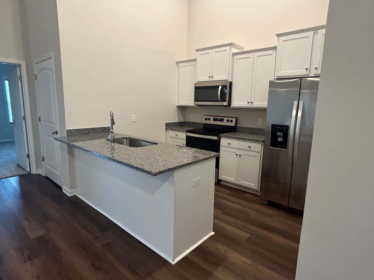 Aiken Townhome: 975 Manitou Cir
