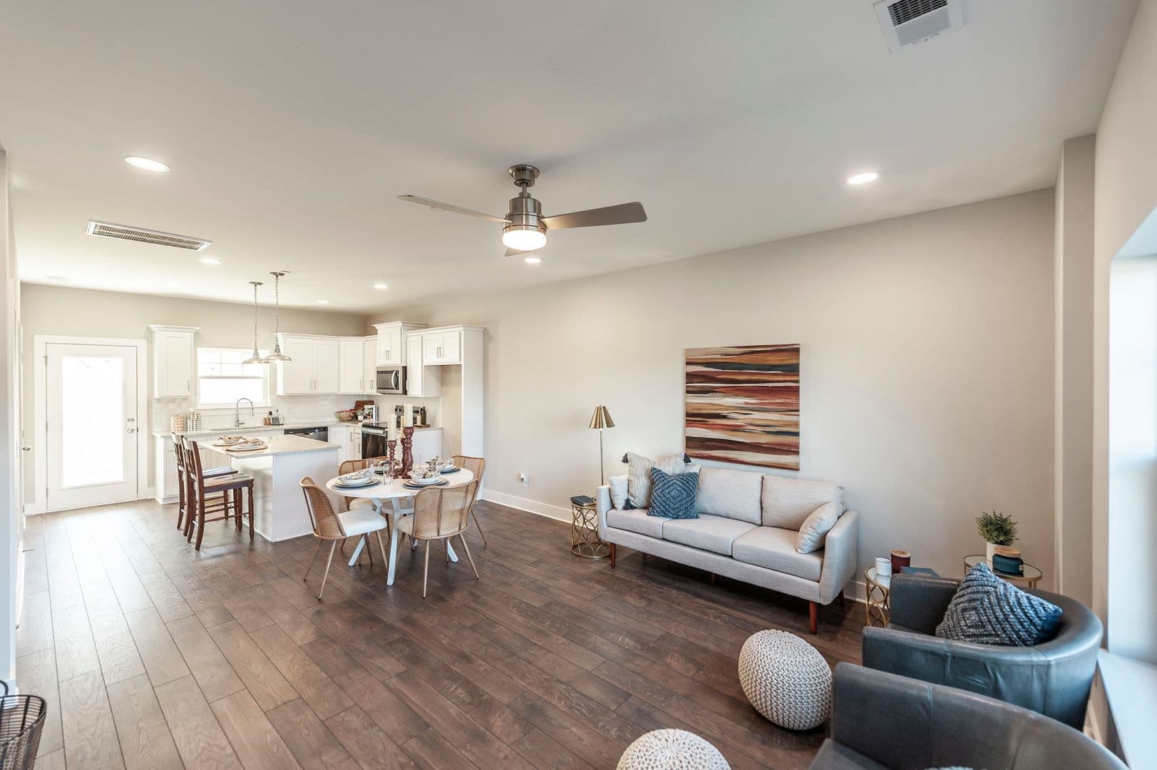 Gallatin Apartment: 1144 Lock 4 Rd