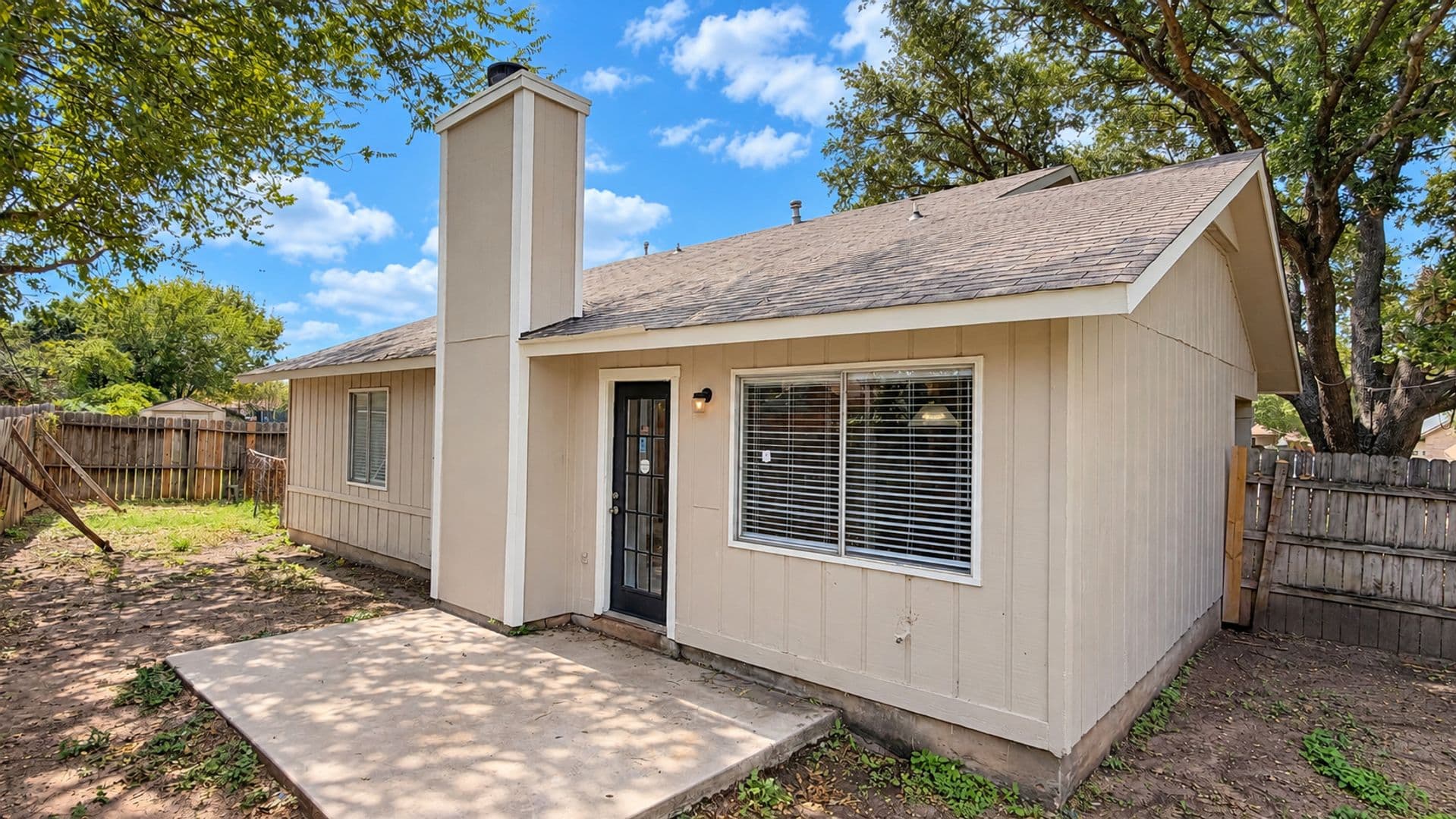 San Antonio House: 3714 Candleknoll Circle