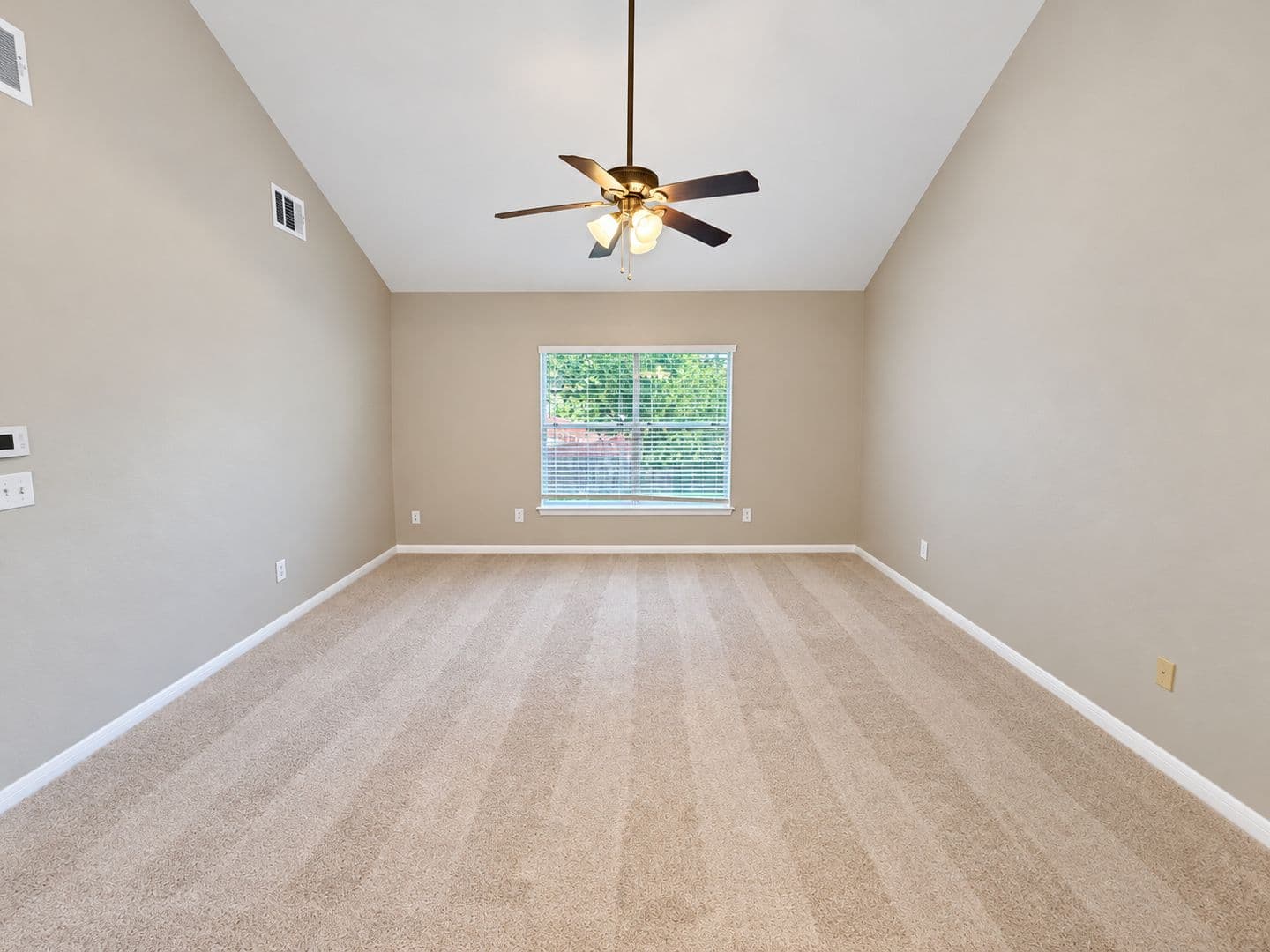 Converse House: 10607 Coyote Hill