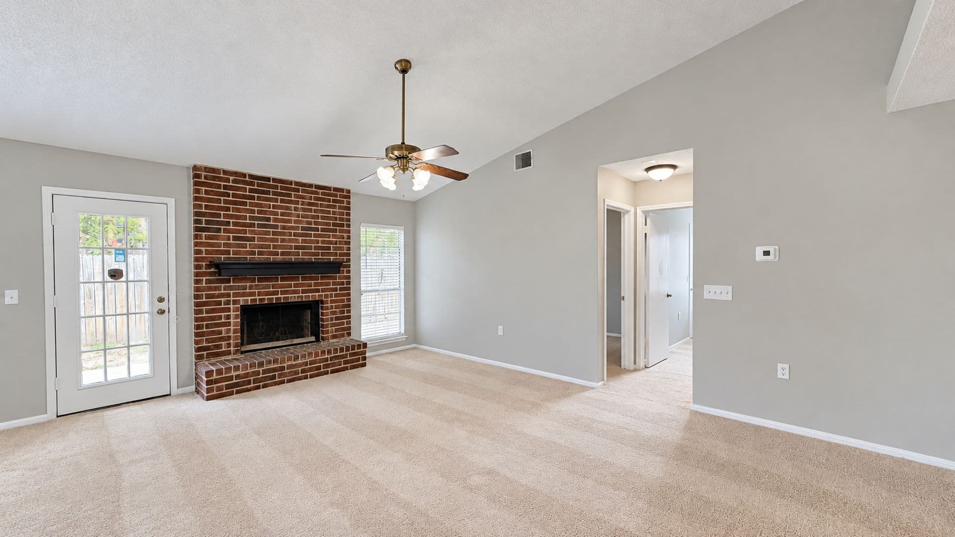 San Antonio House: 3714 Candleknoll Circle