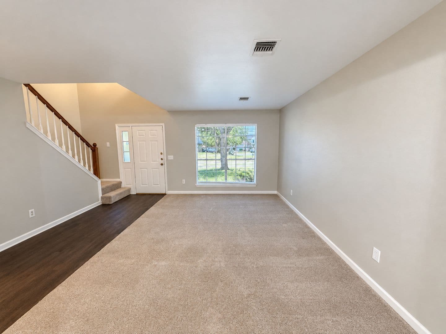 Converse House: 10607 Coyote Hill