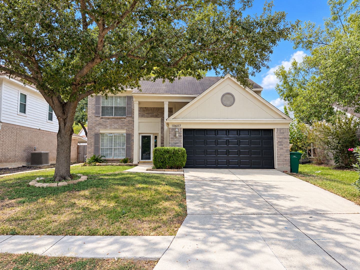 Converse House: 10607 Coyote Hill